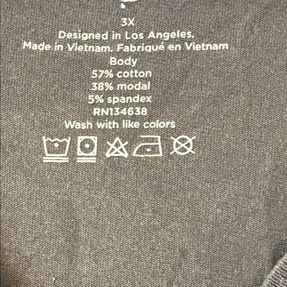 Fabletics 24/7 Tee - Picture 3 of 3